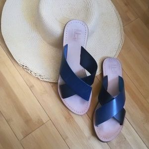 LF/ Life Leather Slides
